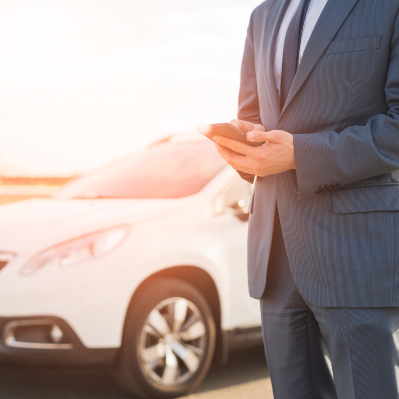 Avtomobil krediti tətbiqləri üçün ən yaxşı GPS izləmə həllini seçmək